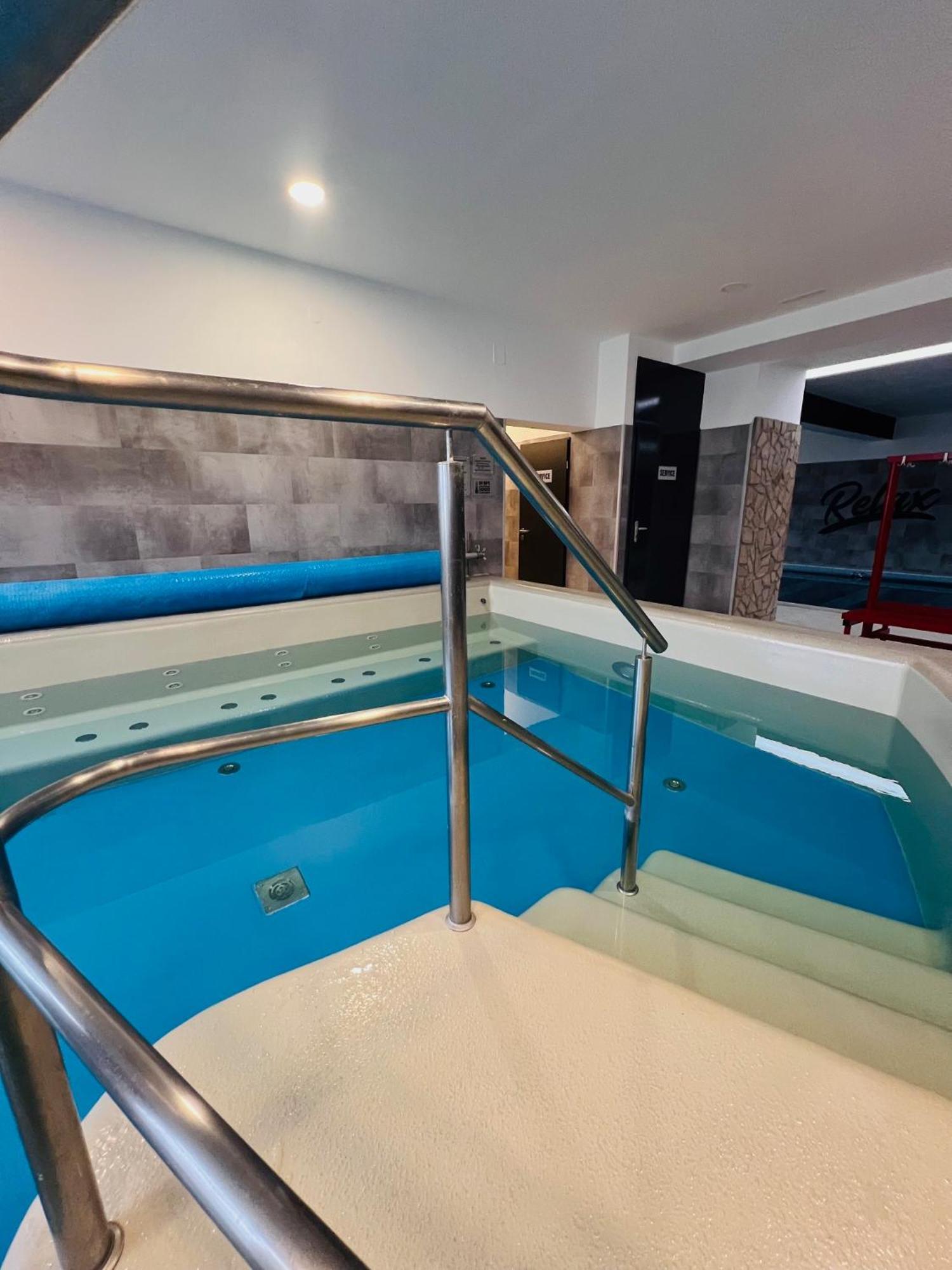 Art Hotel Superior Zalakaros Luaran gambar